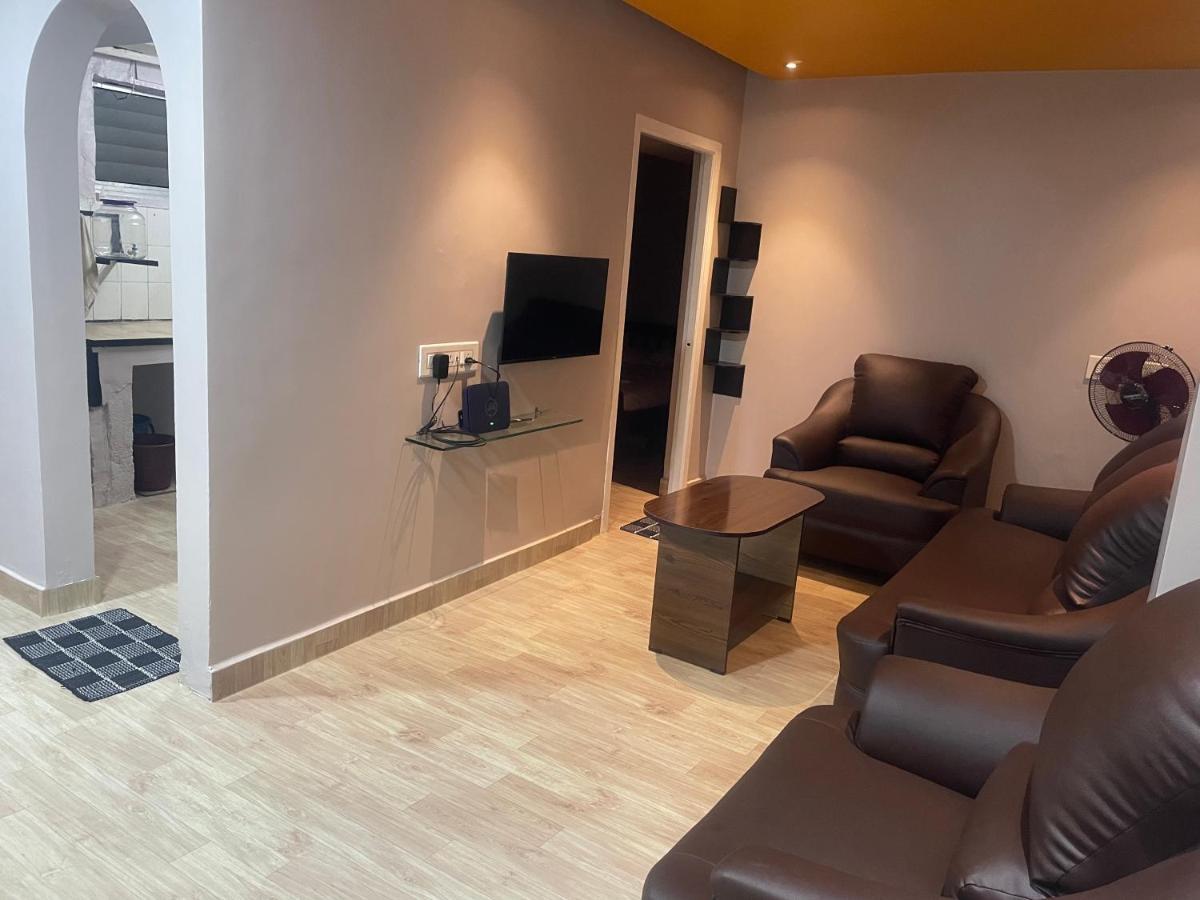 Vinoth Home Stay Service Apartment เชนไน ภายนอก รูปภาพ
